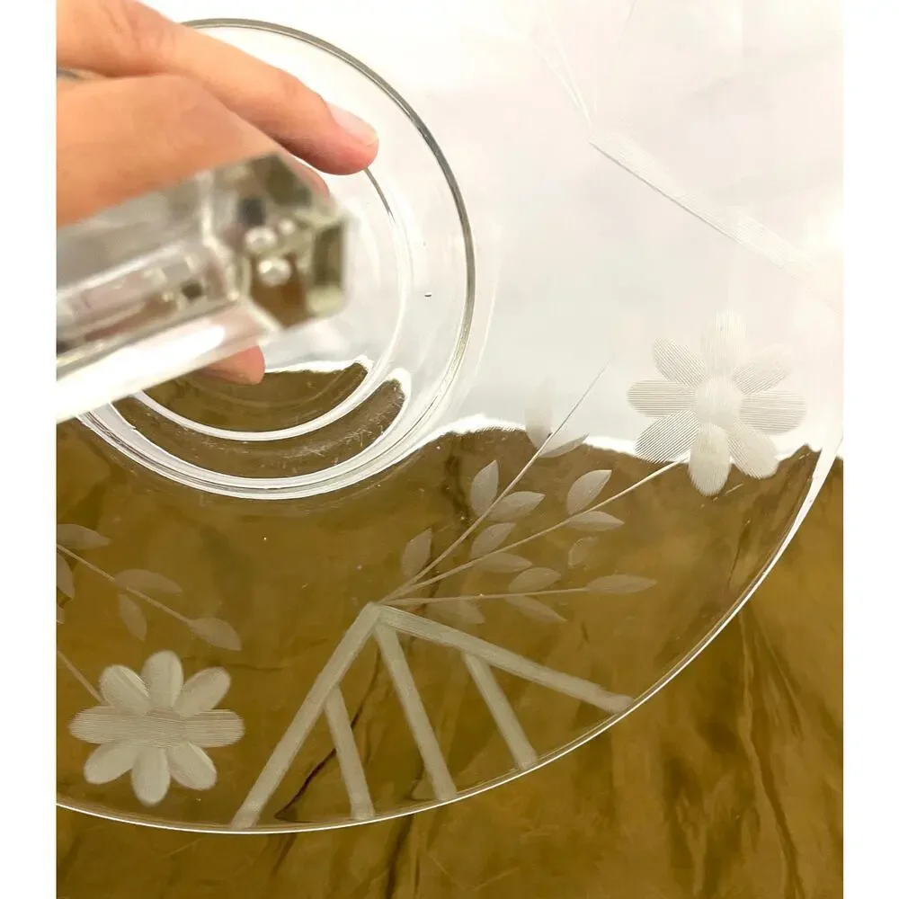 VTG Etched Clear Crystal Center Handle Tray Plate with Etched Flowers‎ 10.5